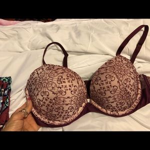 Bictoria secrets bra
